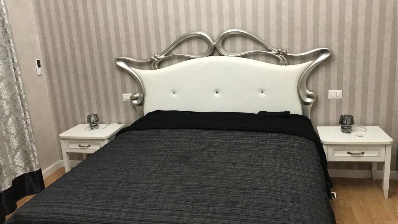 Donna Margharet Bed and Breakfast Crotone Exteriör bild