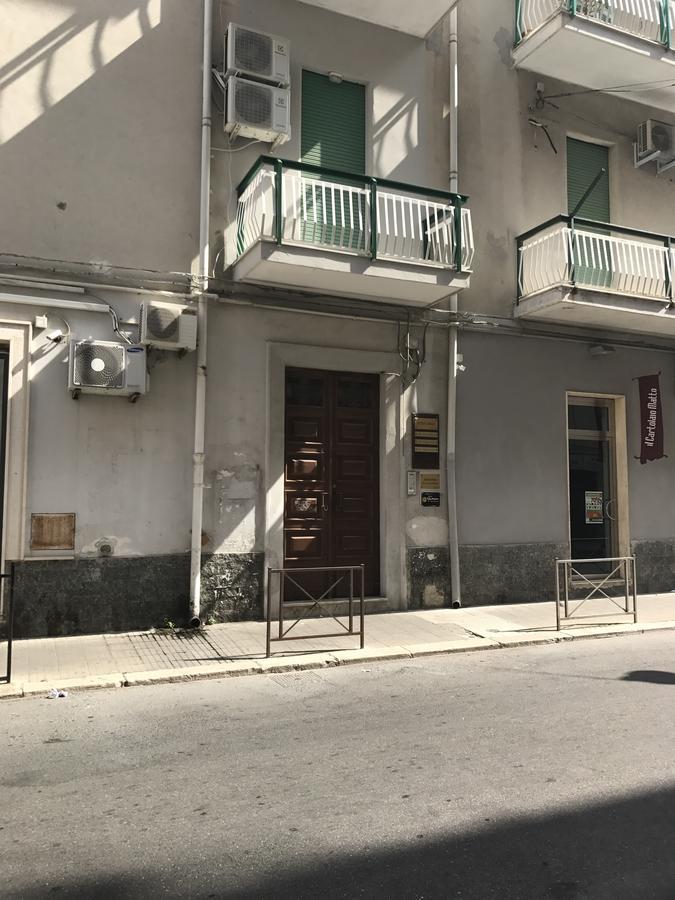 Donna Margharet Bed and Breakfast Crotone Exteriör bild