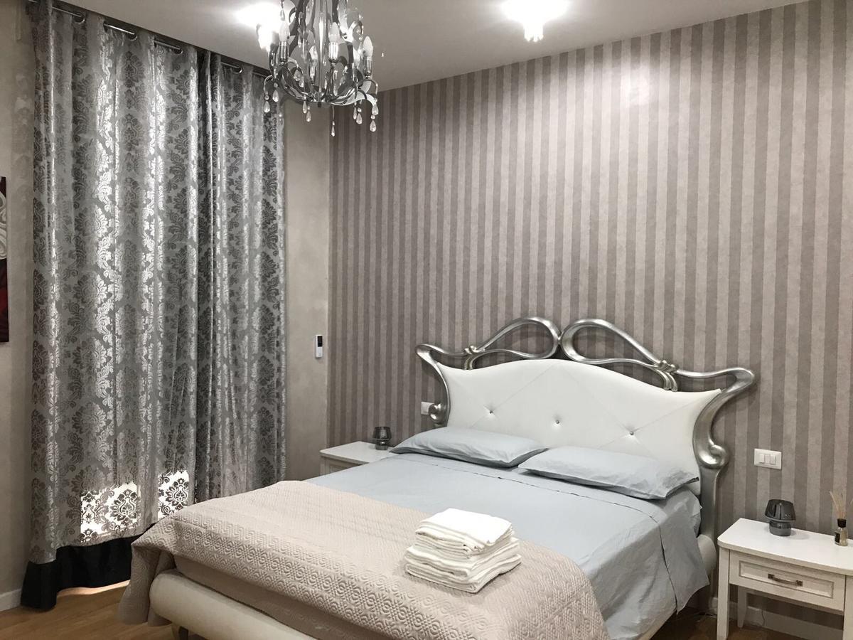 Donna Margharet Bed and Breakfast Crotone Exteriör bild