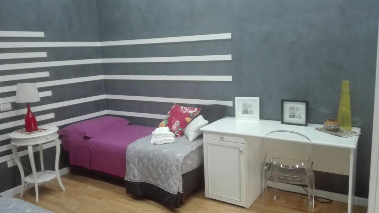 Donna Margharet Bed and Breakfast Crotone Exteriör bild